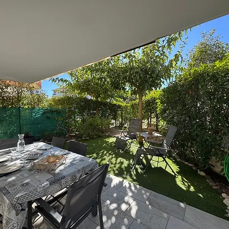 Appartement T3 Avec Jardin Prive, Proche Centre-ville De