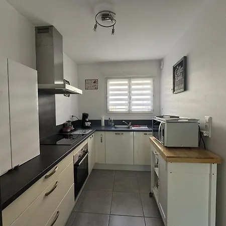 Apartamento T3 Avec Jardin Privé, Proche Centre-ville De Calvi (Corsica)