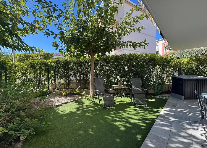 T3 Avec Jardin Prive, Proche Centre-ville De * 卡尔维